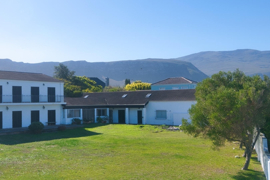 3 Bedroom Property for Sale in Eastcliff Western Cape